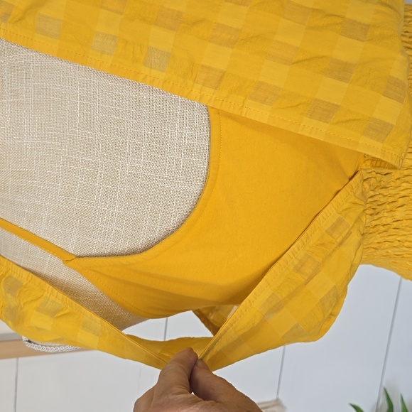 Anthropologie Maeve Yellow Gingham Smocked Halter Neck Plunge Tank Size Large - Picture 4 of 11